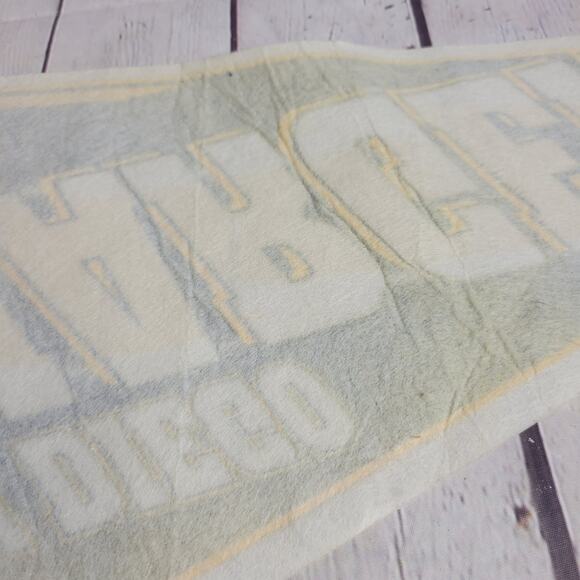 San Diego Chargers NFL Pennant Wincraft Regular Size Felt Pennant Vintage - Picture 9 of 9